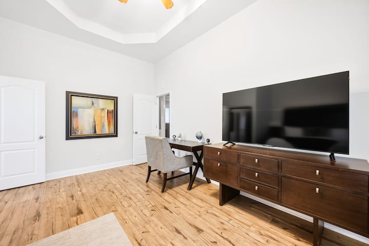 Easy Living In A Quiet Macon Neighborhood - Macon, GA