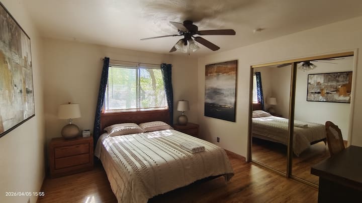 Comfortable Room In Quiet Home  30+ Day Stay - Redding, CA