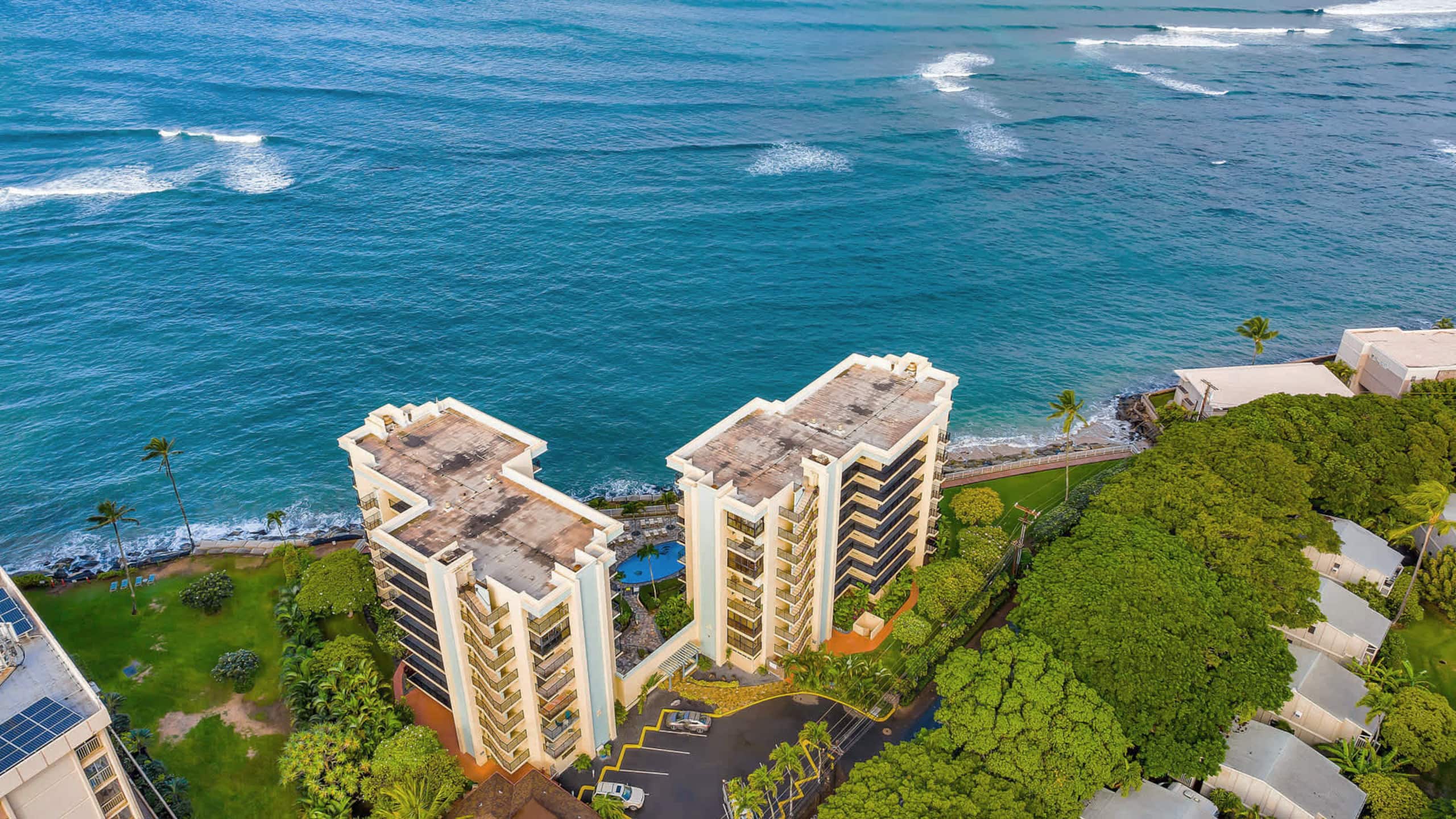 Condo in Lahaina · ★5.0 · 2 bedrooms · 3 beds · 2 private baths - Image 26