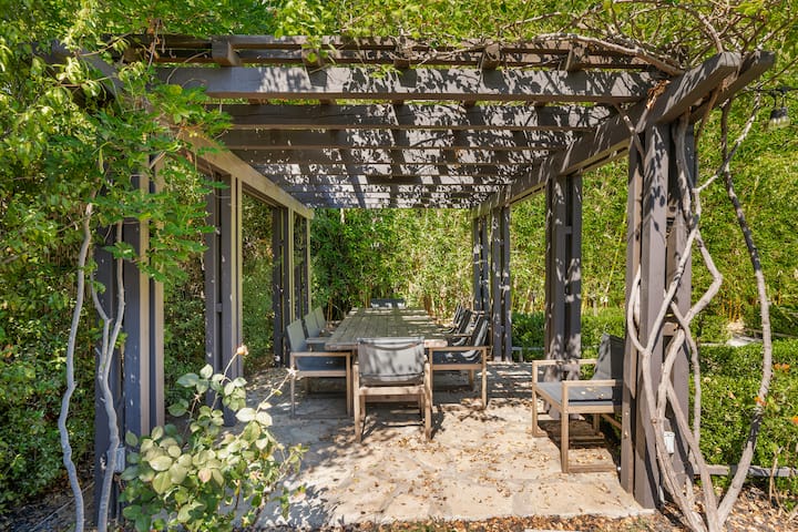 Historic | Charming | Home In The Heart Of La - Ev - Los Angeles, CA