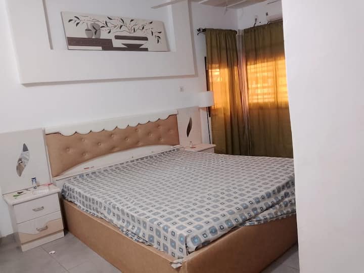 Villa Chaleureuse, Quartier Sécurisé Et Calme - Niamey