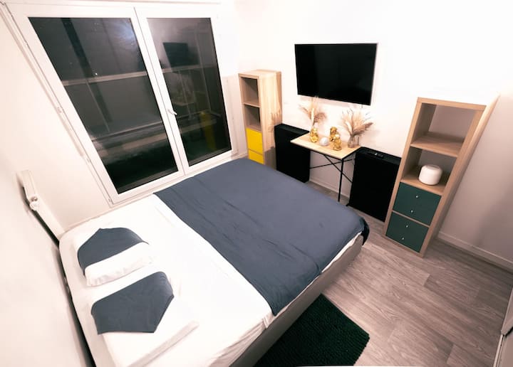 Joli Appartement 1 Chambre, 10min Marche Du Métro - Noisy-le-Sec