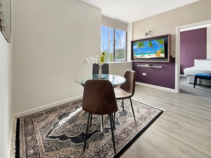Cmk Apartment | Walk To Station | Parking - Milton Keynes