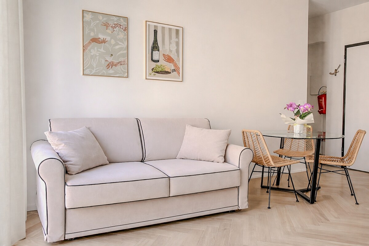 [Vatican Area] Elegant & Intimate Retreat in Rome - Vacation homes for ...