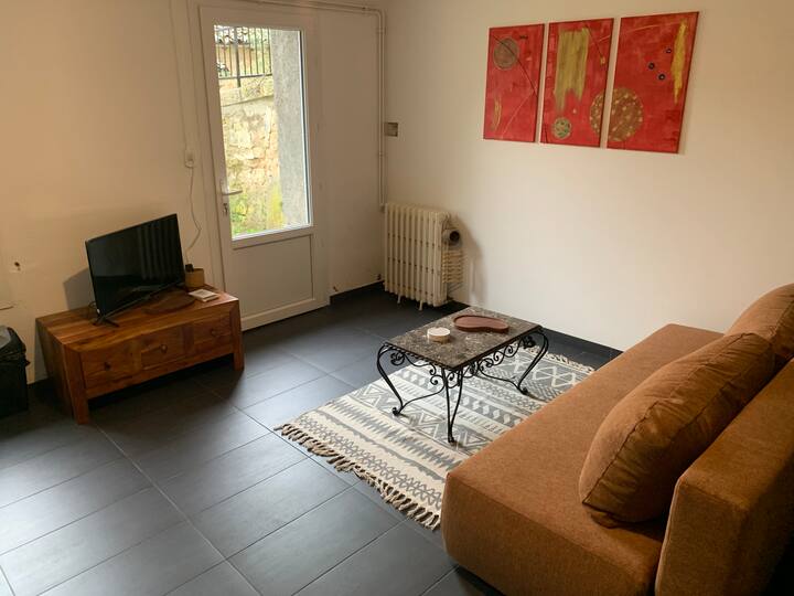 Charmant T2 Avec Jardin, Centre-ville à Deux Pas - Ibis Styles Centre Niort