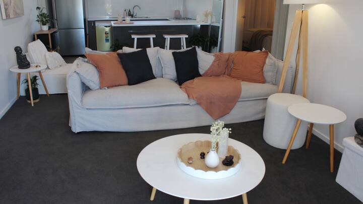 Cosy Palm Oasis Retreat - Bendigo
