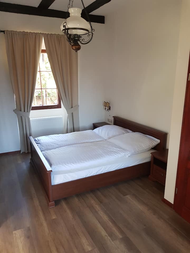 Dhomë gjumi 1