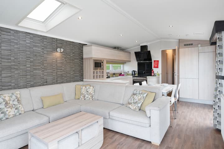 Family Friendly-2br Luxury | Sleeps 6| Wifi - Musselburgh