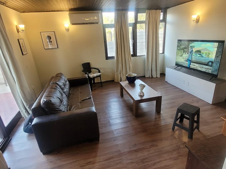Cabaña Triple De Hostal La Casa Del Jardín - Colina