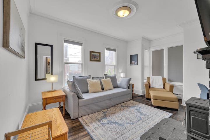 Cozy Uptown Saint John Apartment - Walk To Events - University of New Brunswick Saint John (UNBSJ)
