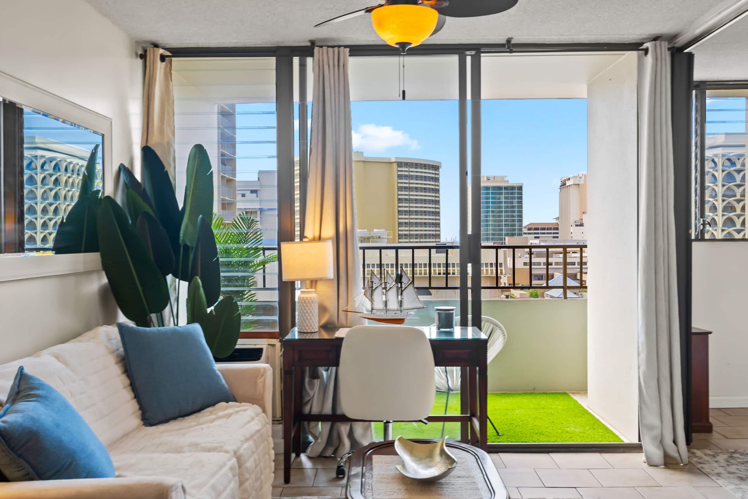 The Aina Apartment of Waikiki - Image 7