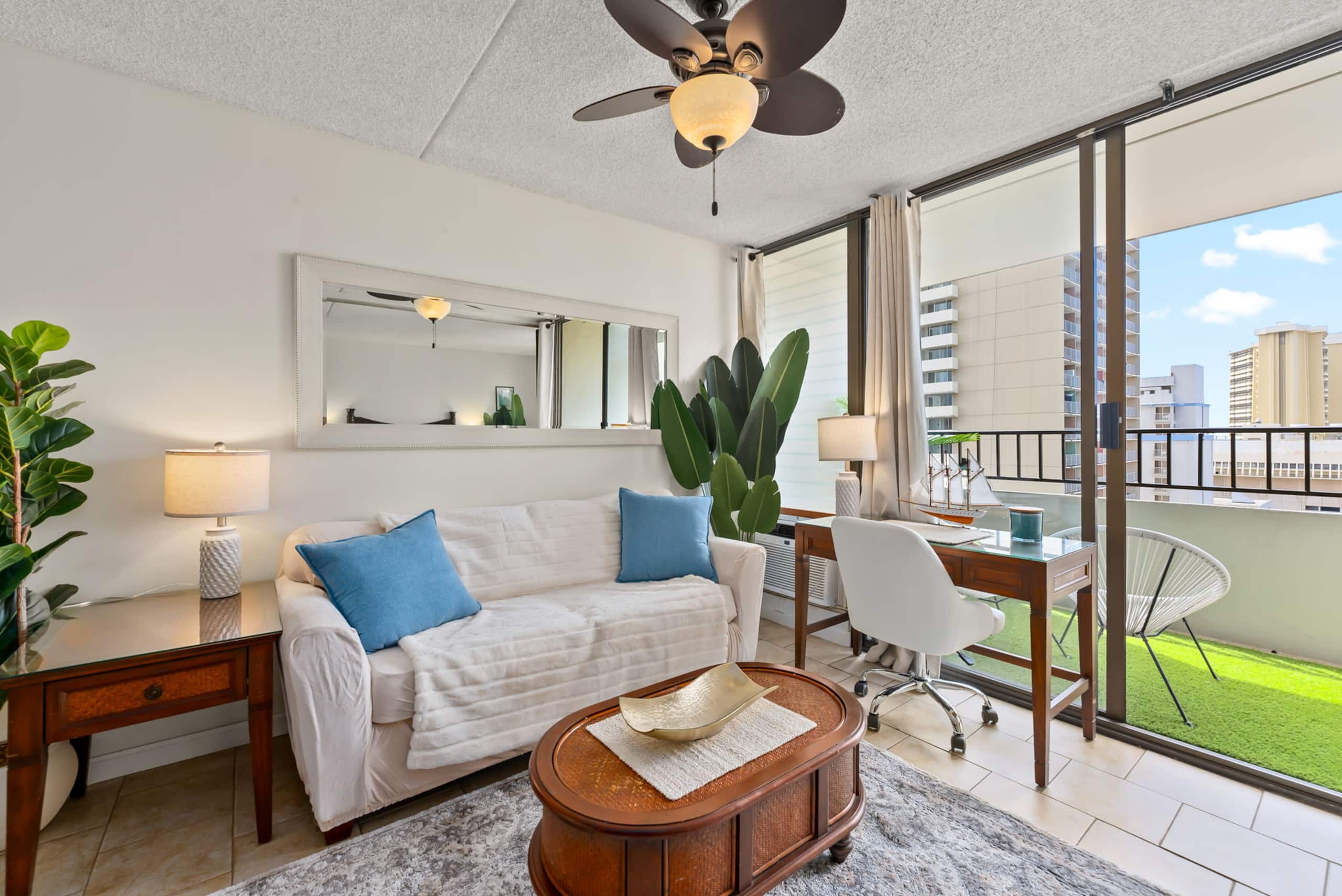The Aina Apartment of Waikiki - Image 1