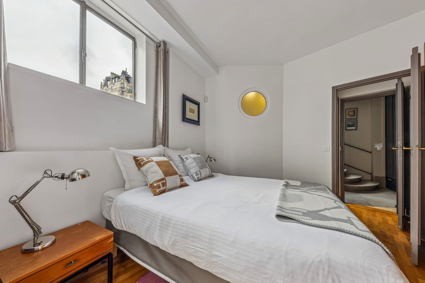 Pavillon d'Auguste Perret : Triplex, Tour Eiffel — Chambre 2