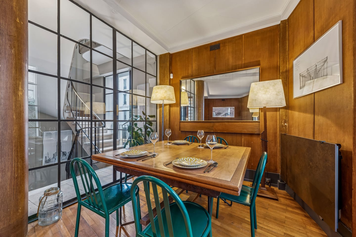 Pavillon d'Auguste Perret : Triplex, Tour Eiffel — Espace repas