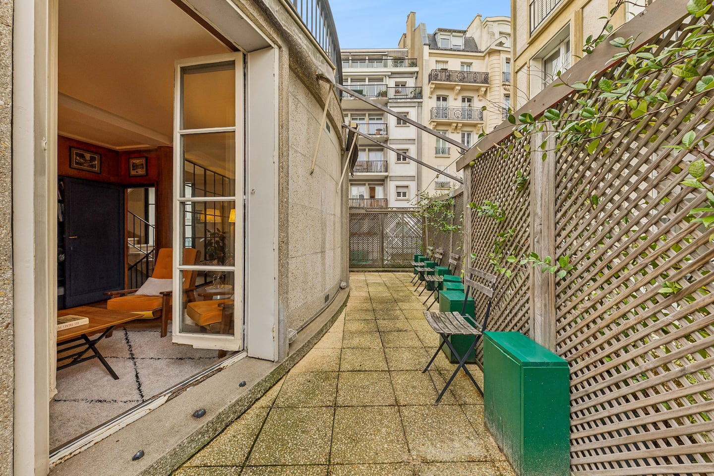 Pavillon d'Auguste Perret : Triplex, Tour Eiffel — Terrasse 2