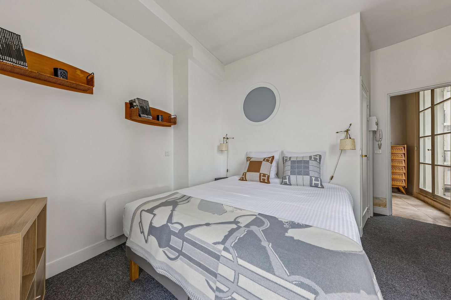 Pavillon d'Auguste Perret : Triplex, Tour Eiffel — Chambre 1