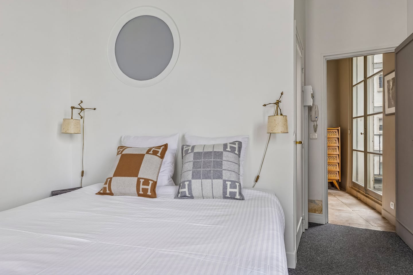 Pavillon d'Auguste Perret : Triplex, Tour Eiffel — Chambre 1