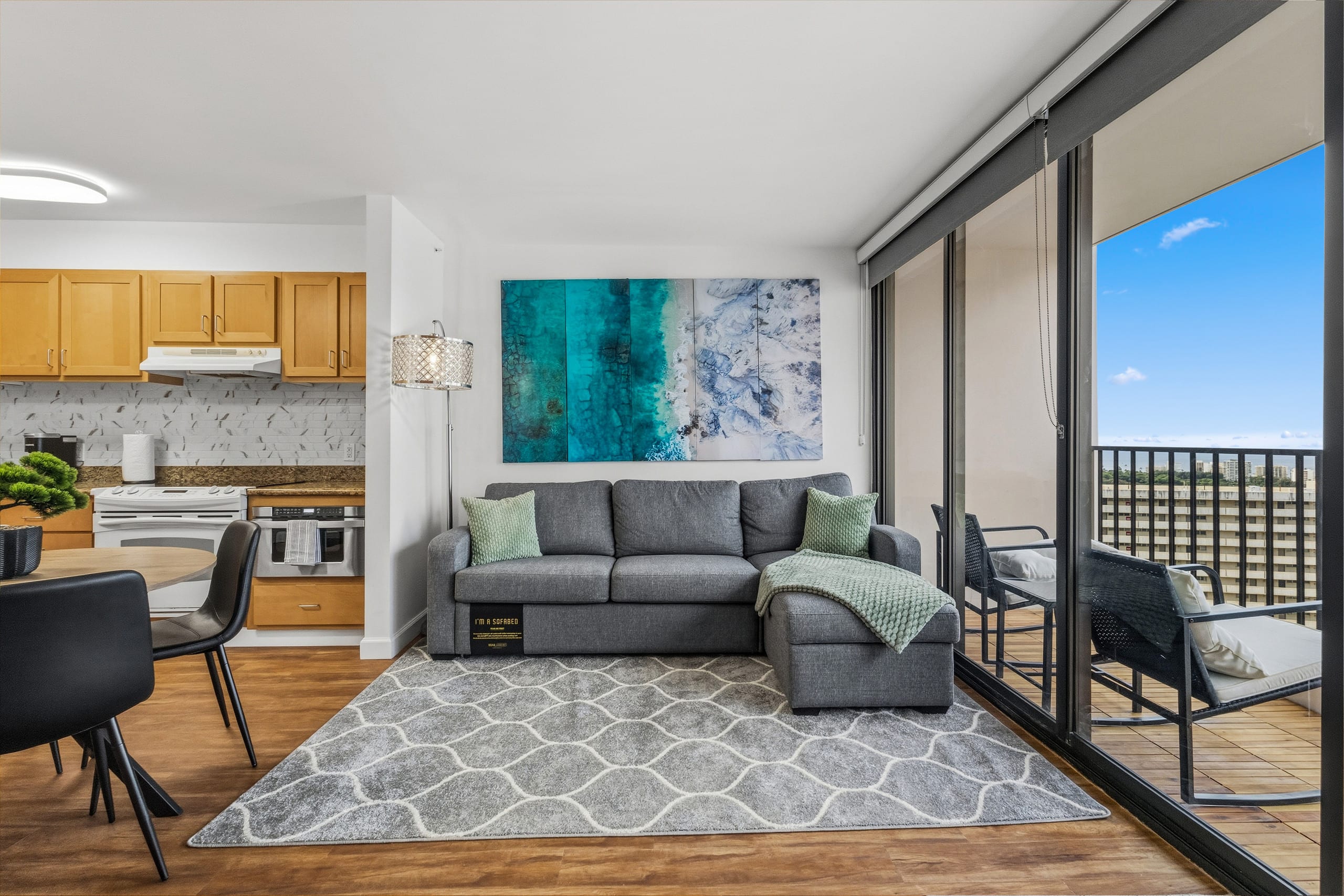 Modern Oceanfront Waikiki High-Rise | 30th Floor - Image 31
