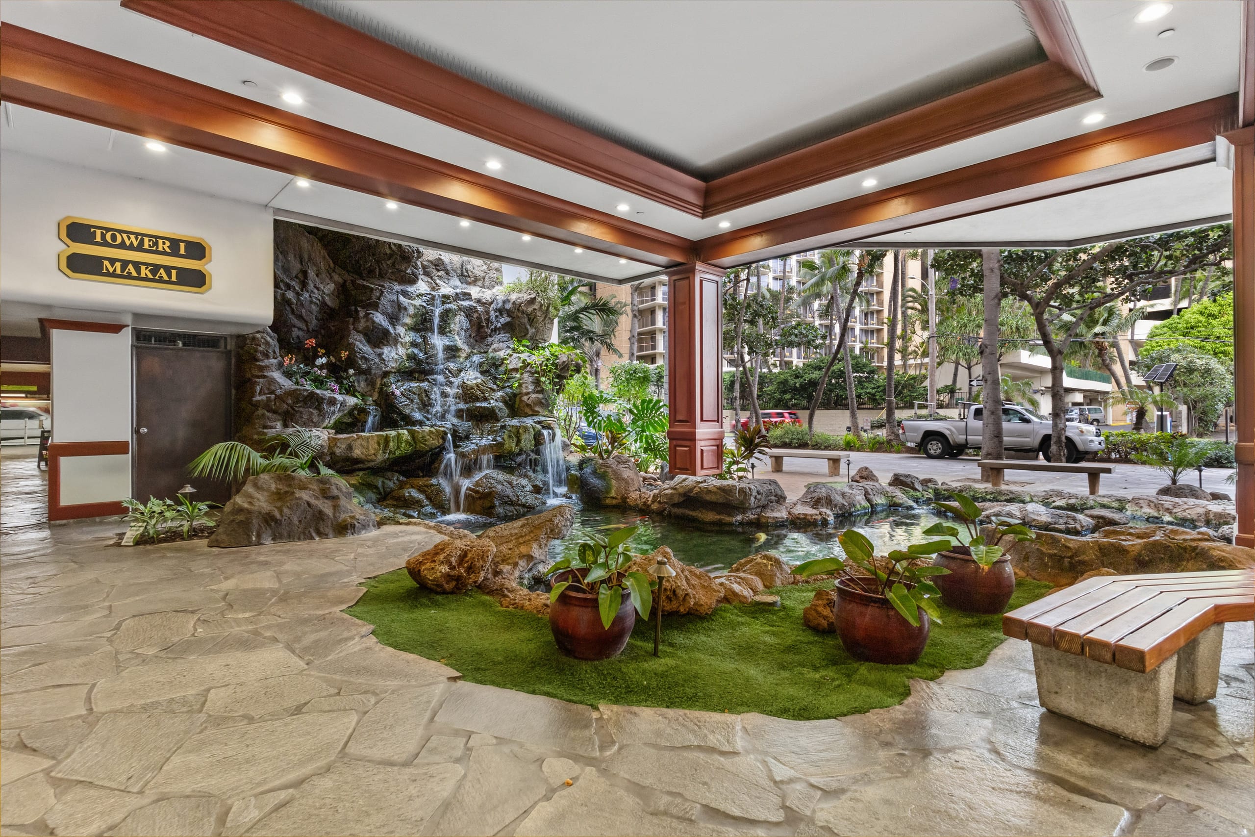 Modern Oceanfront Waikiki High-Rise | 30th Floor - Image 38