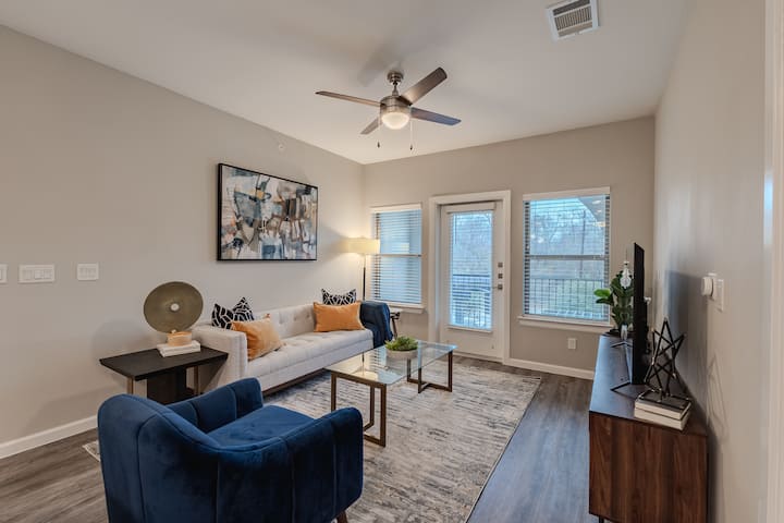 Upscale 1br In Mckinney | Ideal For Work Travel - マッキニー, TX