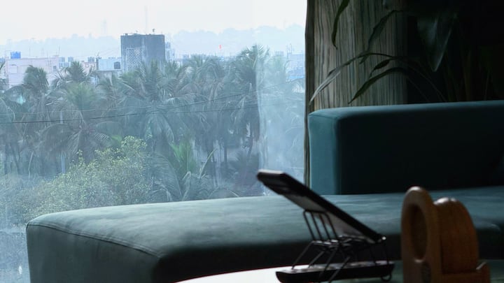 The Palmline · Beachside Coastal Nest · 2BHK · Guest Favourite · Mumbai - 5