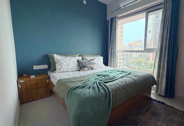 The Palmline · Beachside Coastal Nest · 2BHK · Guest Favourite · Mumbai - 4