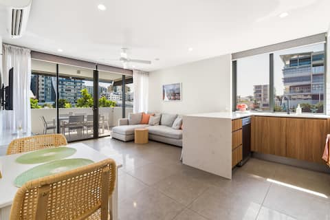 Successful Airbnb property: Coastal Pocket Mooloolaba in Mooloolaba