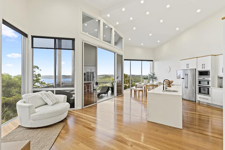 Spacious Villa W/bbq, Pool, Fire Pit, Dog Friendly - Coolangatta