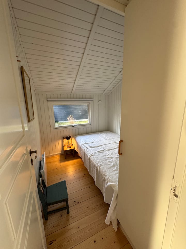 საძინებელი 4