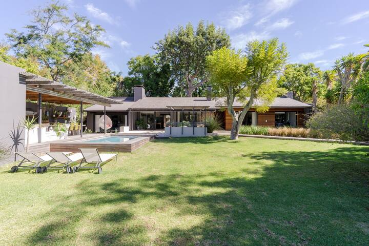 12 Willow Road gallery image 2