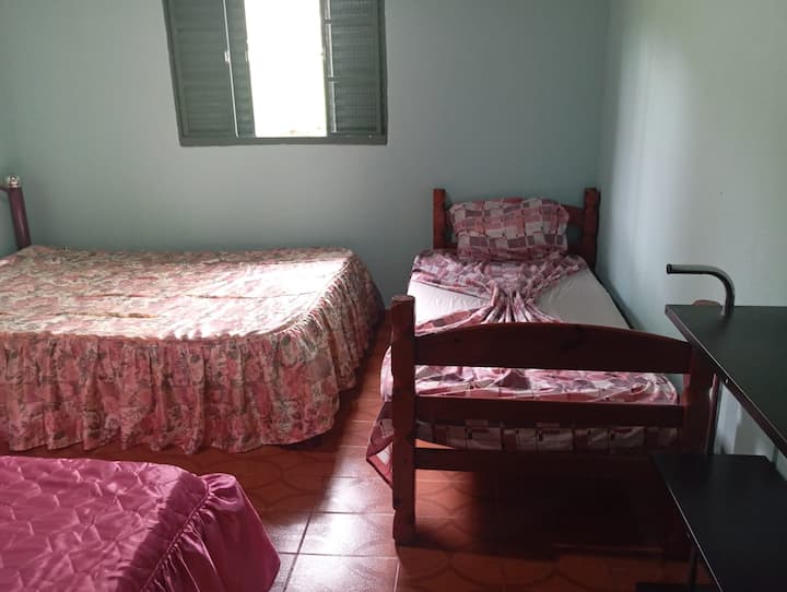 Dhomë gjumi 2