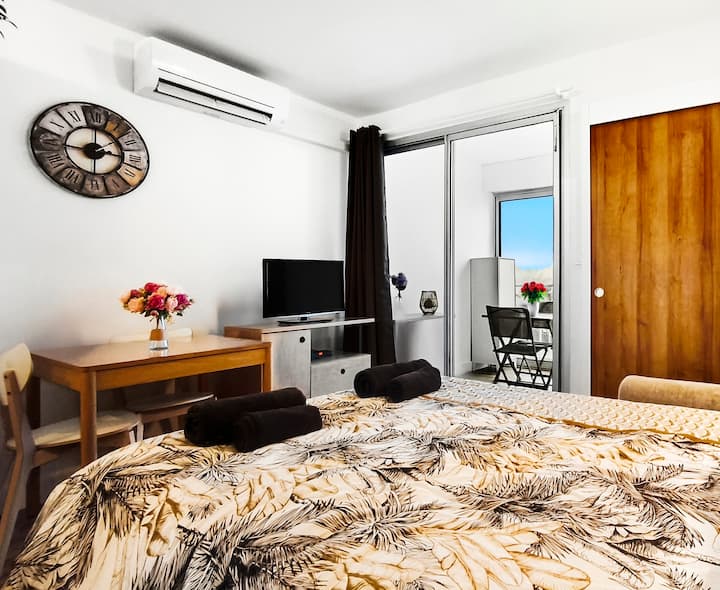 T2 Moderne & Lumineux, Parking Privé Au Cap D'agde - Agde
