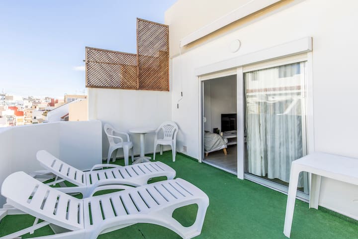 Sunny Apartment With Terrace In El Médano - El Médano