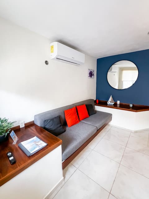 Popular Airbnb listing: Toronto Suites: Comfort and Wi-Fi, close to everything in Supermanzana 1