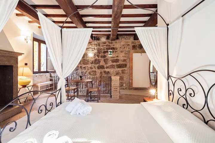 [Katalay House] - Suite Deluxe - In Centro Storico - Viterbo