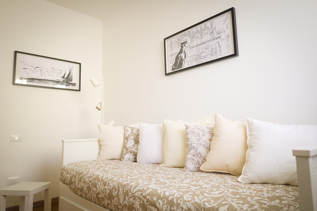 chumba cha mtu mmoja/wawili 