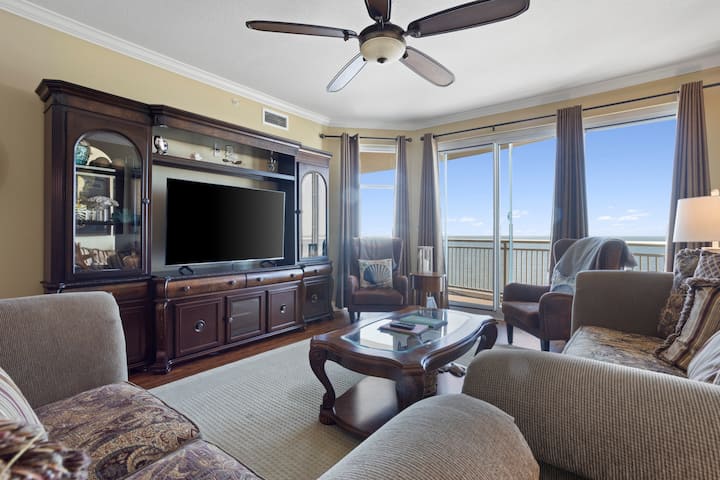 Amazing Gulf Views | Walk To Beach | 10th Floor! - Gulfport, MS