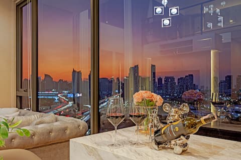 New Ultra Luxury 2BR Duplex Rama IX|Free POOL&GYM