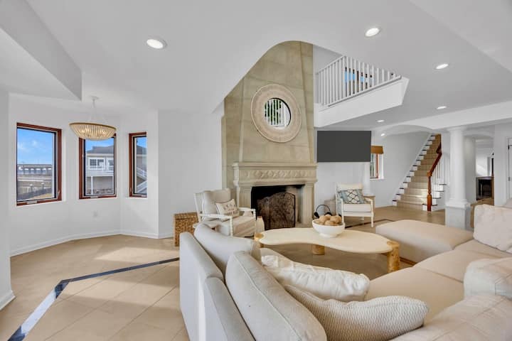 Spectacular 5br, 5 Bath Waterfront Summer Rental - Belmar, NJ