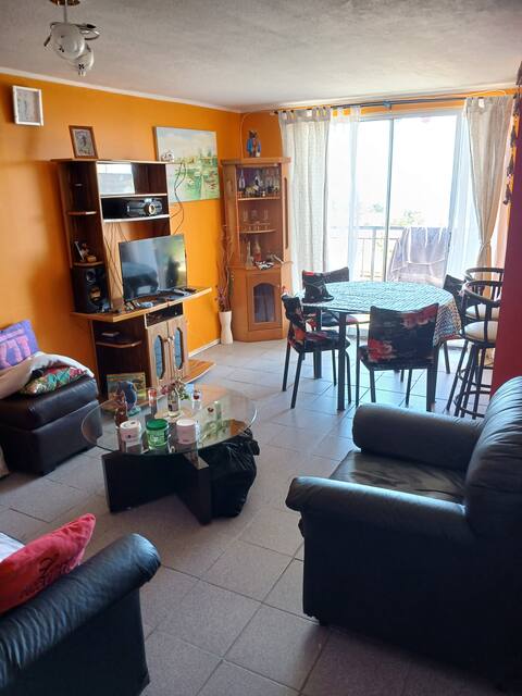 Popular Airbnb listing: Ocean view apartment Maria Teresa condominium in Quintero