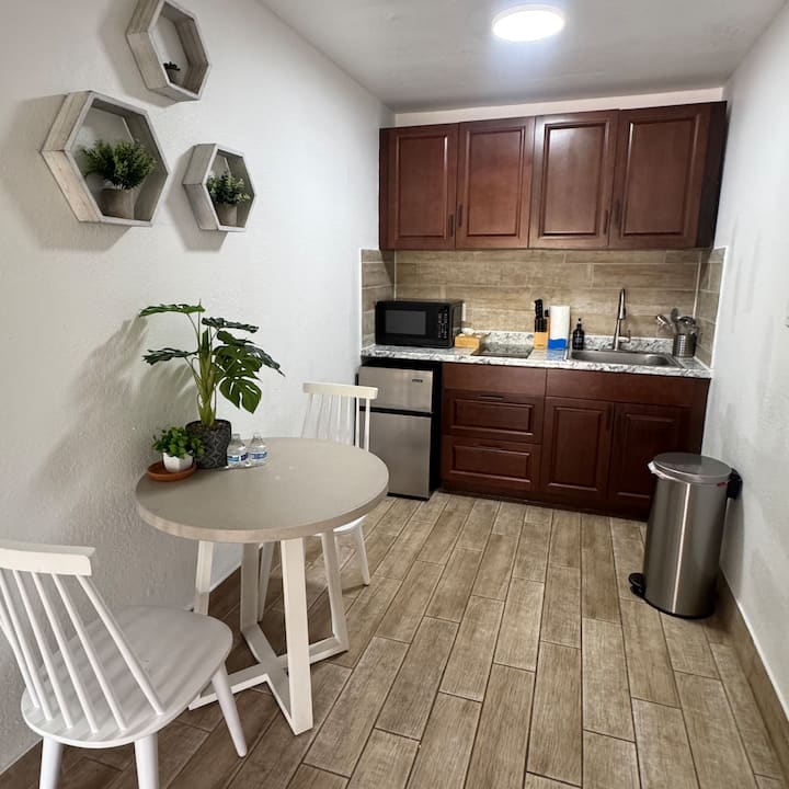 Cozy Apartment With Pool In Clearwater #515 - Clearwater, FL