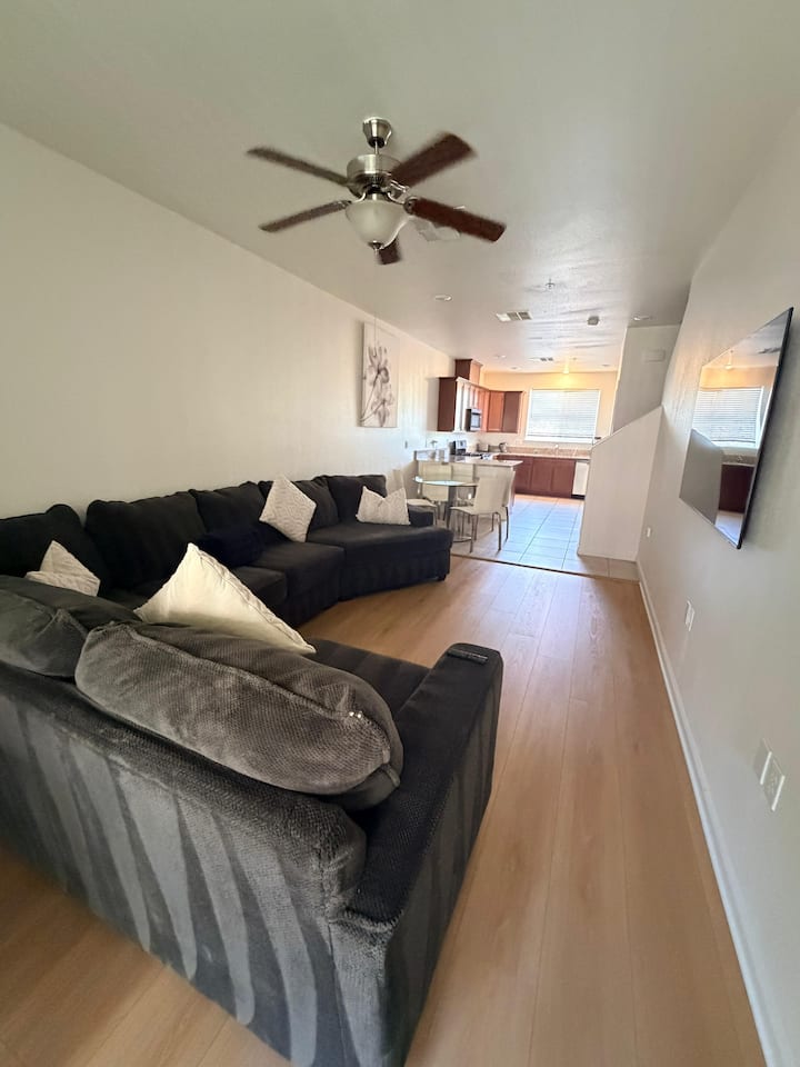 Cozy Central Reno Getaway | Minutes To Downtown - スパークス, NV
