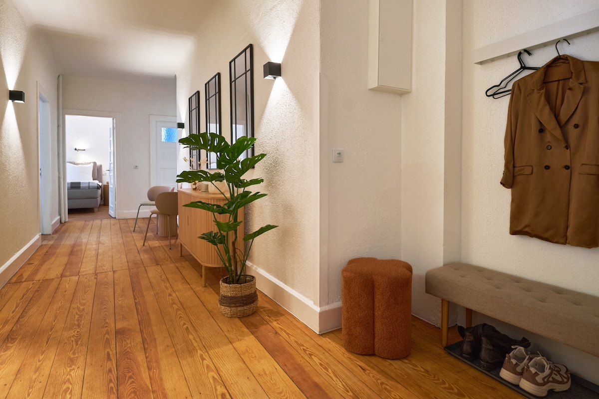 The Repsody: city center apartments for groups and families