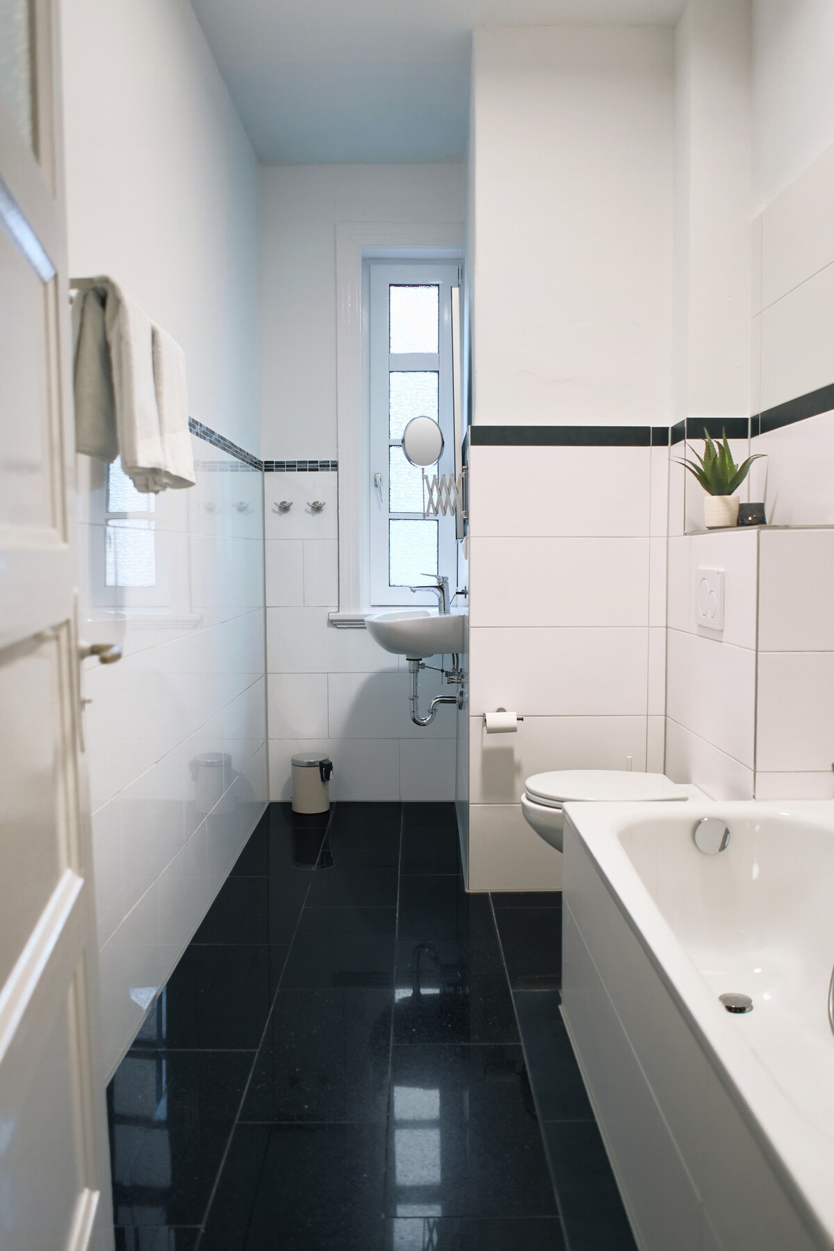 The Repsody: city center apartments for groups and families