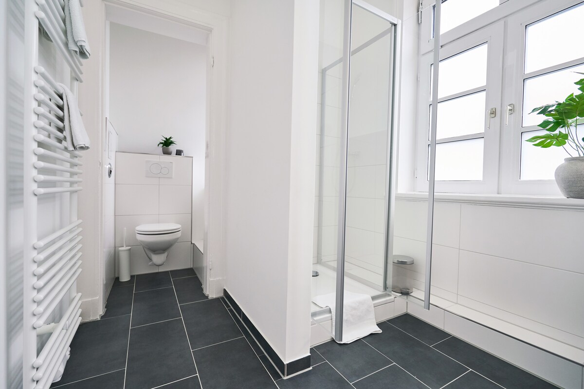 The Repsody: city center apartments for groups and families