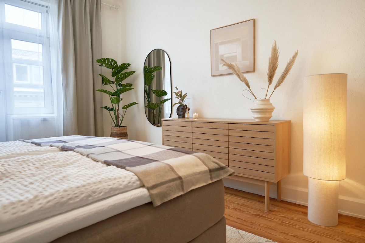 The Repsody: city center apartments for groups and families