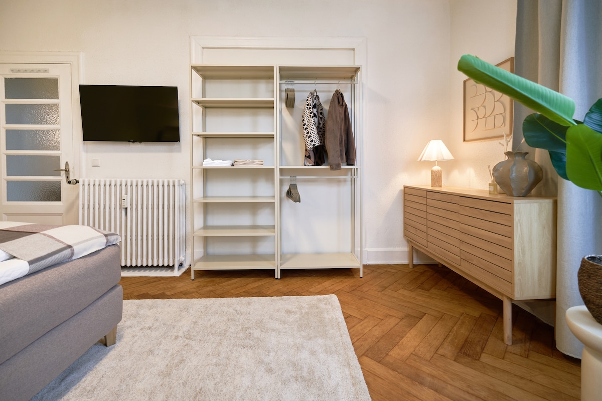 The Repsody: city center apartments for groups and families