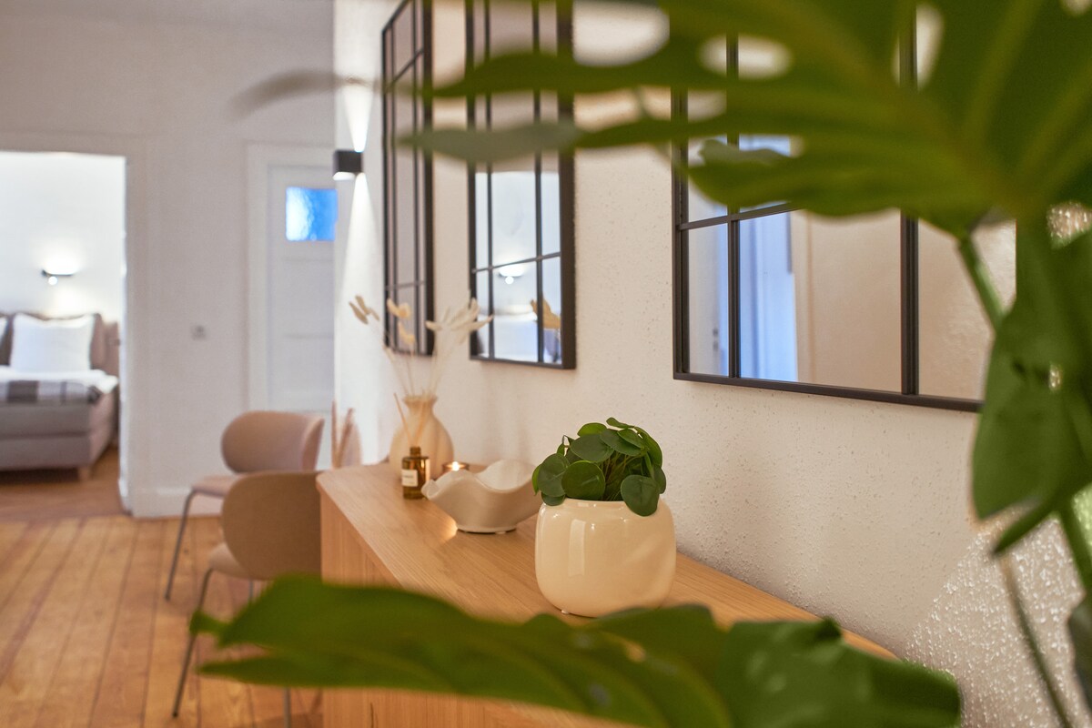 The Repsody: city center apartments for groups and families