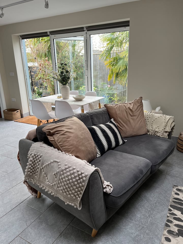 Appartment In Garden Of Family Home - Brighton and Hove