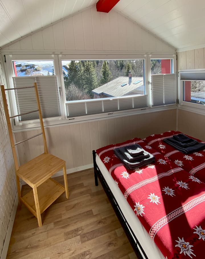 Das Bild zeigt das Elternschlafzimmer